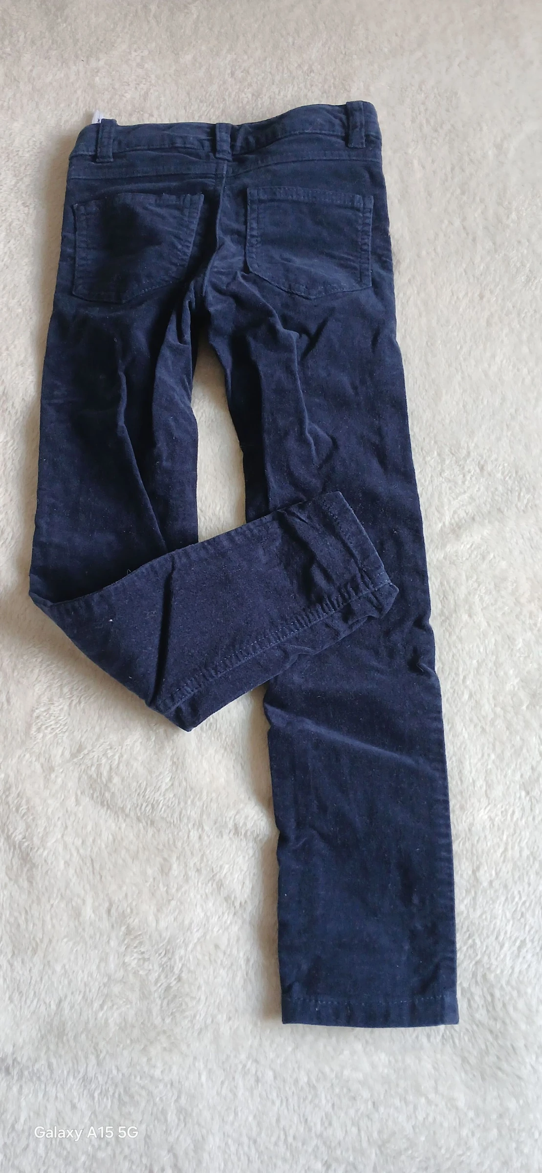 Pantalon tres bon état taille 6 ans